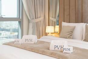 PVH - Central Park 1BR with Study Room