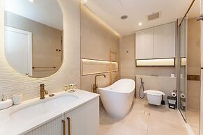 PVH - Central Park 1BR with Study Room