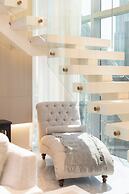 PVH - Central Park 1BR with Study Room