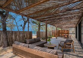 Weizhou Island Coral Reef Hotel