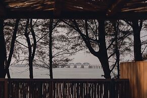 Weizhou Island Coral Reef Hotel