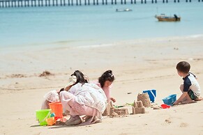 Weizhou Island Coral Reef Hotel