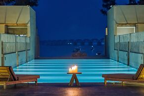 Weizhou Island Coral Reef Hotel
