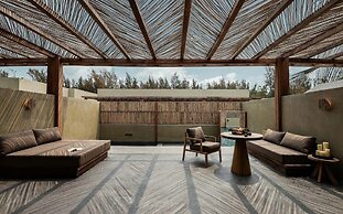 Weizhou Island Coral Reef Hotel