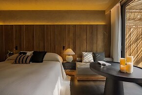 Weizhou Island Coral Reef Hotel