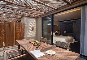 Weizhou Island Coral Reef Hotel