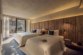 Weizhou Island Coral Reef Hotel