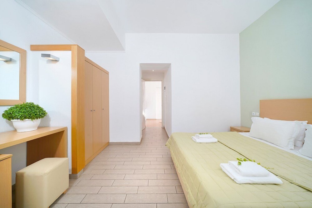HOTEL ESPERIA