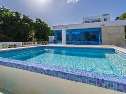 Grand Laguna Beach Condo J2