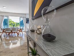 Grand Laguna Beach Condo J2