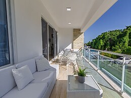 Grand Laguna Condo