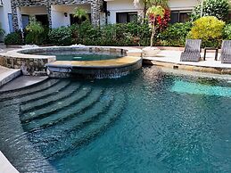 Grand Laguna Condo