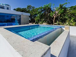 Grand Laguna Condo