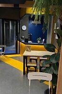 Free Way Kata Beach Hostel