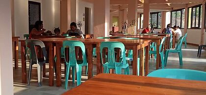 Australian Hotel Hungduan