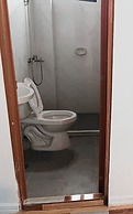 Australian Hotel Hungduan