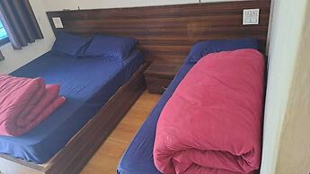 Kedar Chaukhamba Homestay