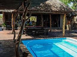 Mazuri Shamba Lodge