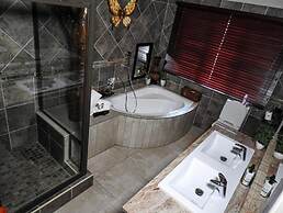 Mazuri Shamba Lodge