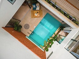 TBK VILLA  VAGATOR R4