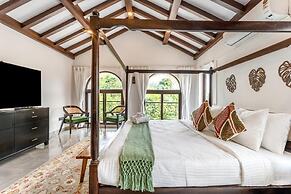 ELIVAAS Casa Del Mundo Luxe Pet friendly