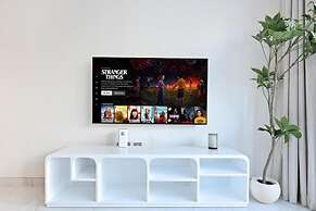 Bloomfields Sleek 1BR in Azizi Mirage 1