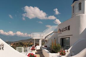 Dali CloudySky Lullaby SeaviewHotel