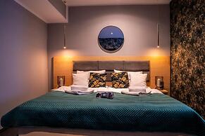 Hotel Seven