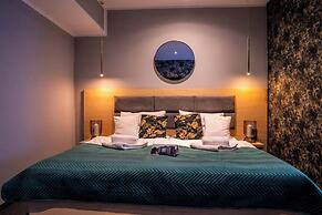 Hotel Seven