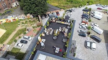 Hotel Seven