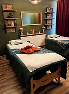 Hotel Seven