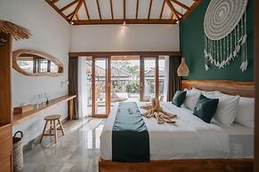 EHOA NYANYI BEACH Boutique Hotel