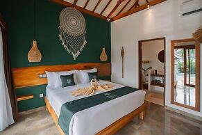 EHOA NYANYI BEACH Boutique Hotel