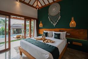 EHOA NYANYI BEACH Boutique Hotel