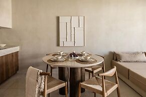 Elea Luxury Suites