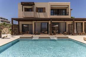 Elea Luxury Suites