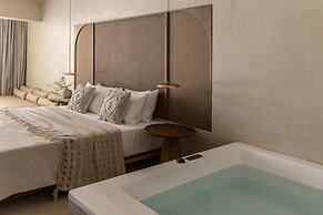 Elea Luxury Suites