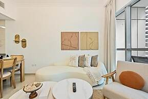 Bloomfields Signature 1BR Bay Central We