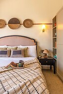 ELIVAAS Casa Bonita 4BHK Villa With Pool