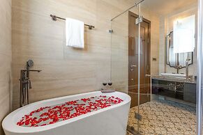 ELIVAAS Casa Bonita 4BHK Villa With Pool