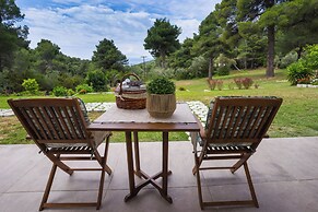 Forest Resort Suites Skiathos