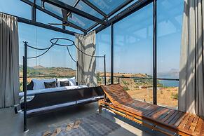 ELIVAAS White House 4BHK Villa With Pool