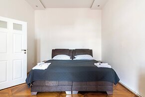 Prague Centre Apartments - Apartment B