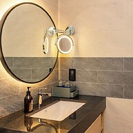 Luxury studio Sea view Ha Long by HALA