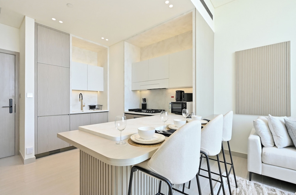 Bloomfields Iconic 1BR Binghatti Phanto