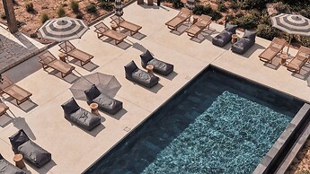 Ovea Paros