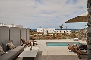 Ovea Paros