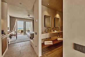 Ovea Paros