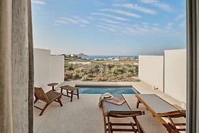 Ovea Paros