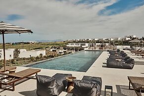 Ovea Paros